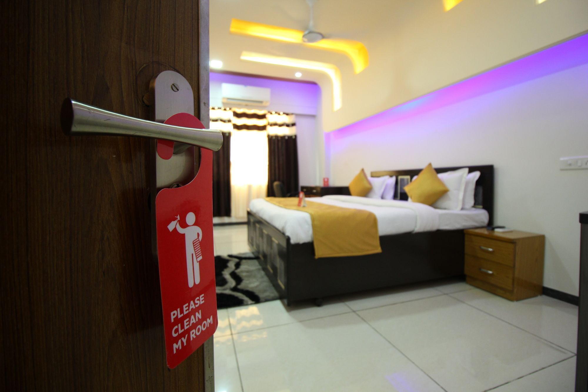 Palette- Siddharth Inn Gandhinagar Eksteriør bilde