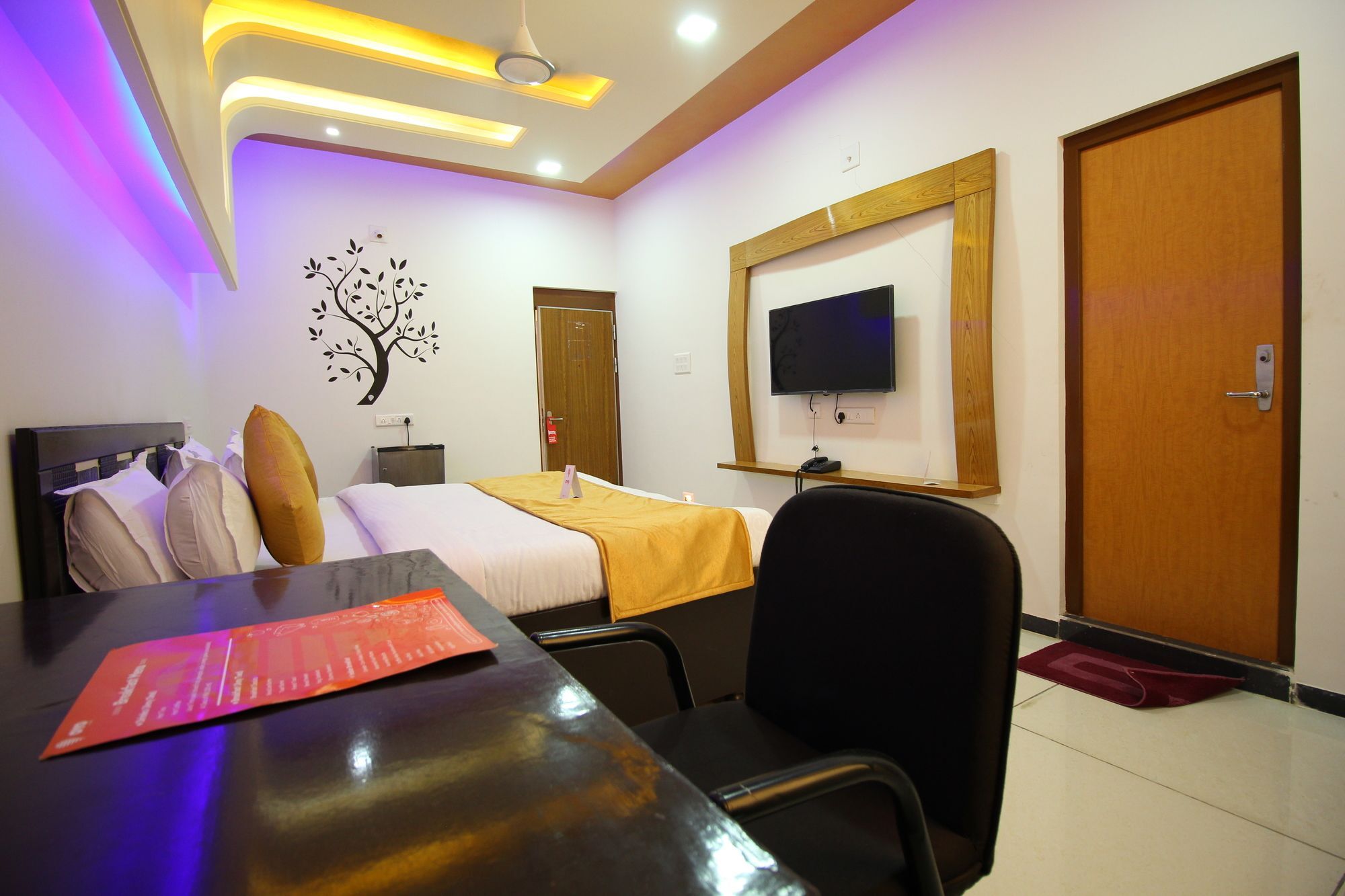 Palette- Siddharth Inn Gandhinagar Eksteriør bilde