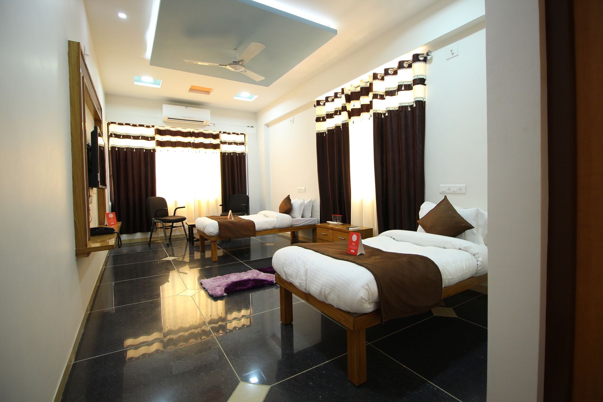 Palette- Siddharth Inn Gandhinagar Eksteriør bilde
